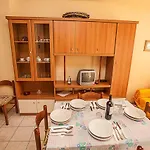 In 25080 Apartment