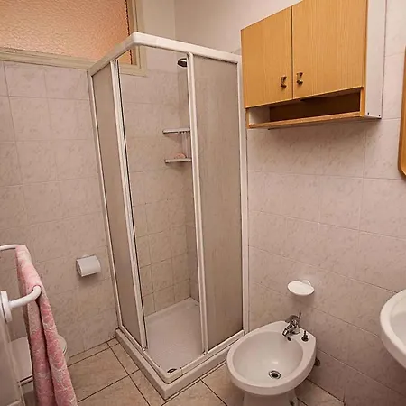Appartement In 25080 *